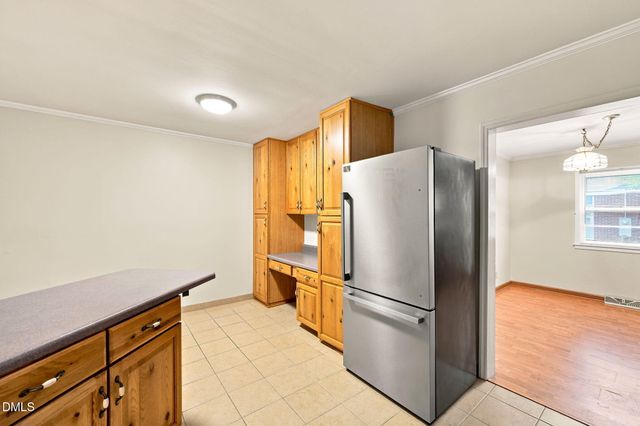 719 Greenwood Drive, Burlington, NC 27217