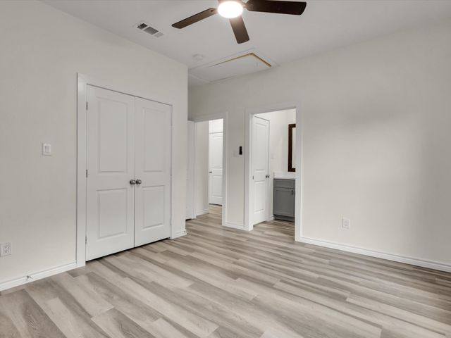 3526 Elsie Faye Heggins Street, Dallas, TX 75210