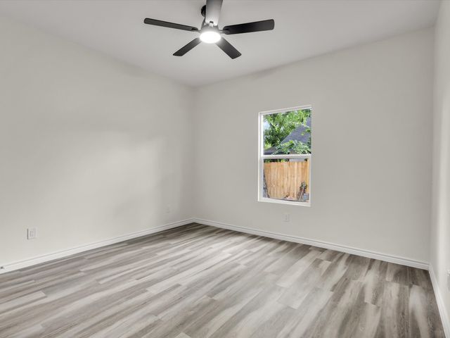 3526 Elsie Faye Heggins Street, Dallas, TX 75210