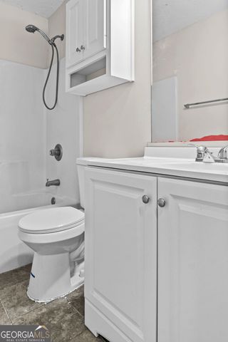 120 Hemlock Drive, Newnan, GA 30263