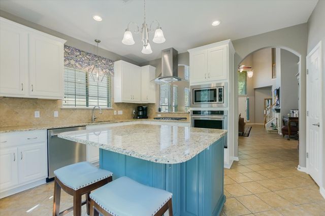 7901 Southwest PKWY 40, Austin, TX 78735