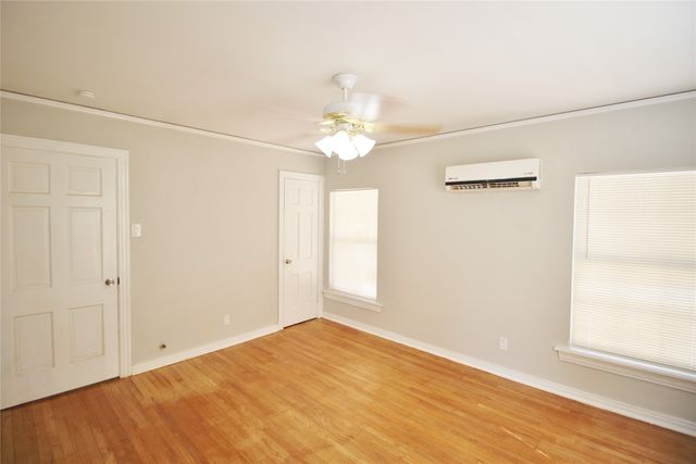 3427 Kinmore Street, Dallas, TX 75223