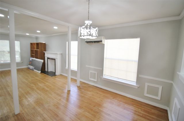 3427 Kinmore Street, Dallas, TX 75223