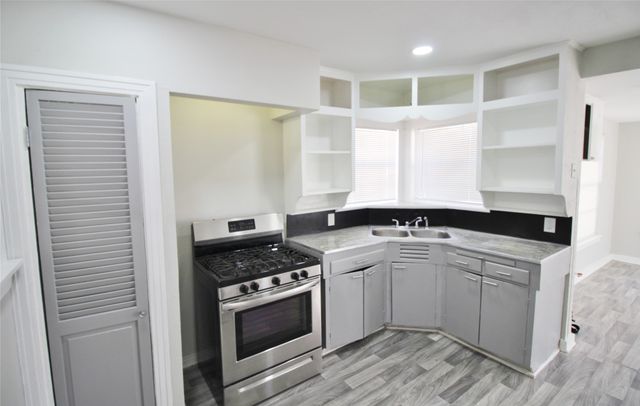 3427 Kinmore Street, Dallas, TX 75223