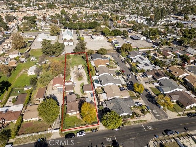 14305 Osborne Street, Panorama City (los Angeles), CA 91402