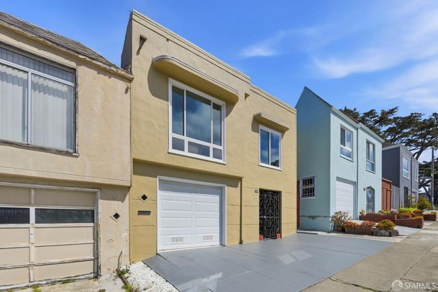 3018 Ortega Street, San Francisco, CA 94122
