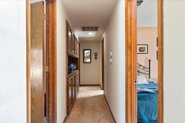 909 El Rancho Ct, Roseville, CA 95661