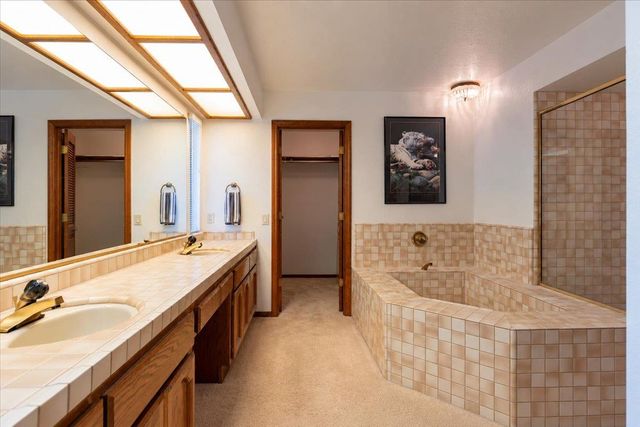 909 El Rancho Ct, Roseville, CA 95661