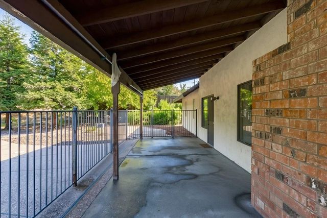 909 El Rancho Ct, Roseville, CA 95661