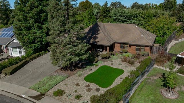 909 El Rancho Ct, Roseville, CA 95661