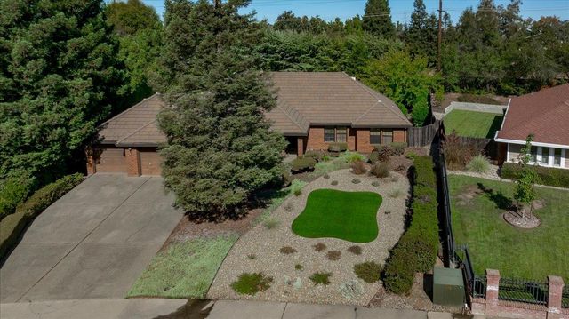 909 El Rancho Ct, Roseville, CA 95661