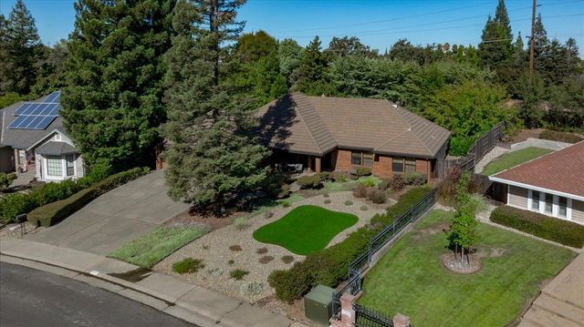 909 El Rancho Ct, Roseville, CA 95661