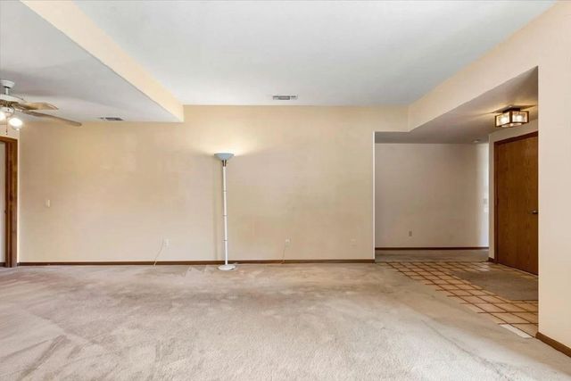 909 El Rancho Ct, Roseville, CA 95661
