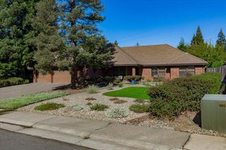 909 El Rancho Ct, Roseville, CA 95661