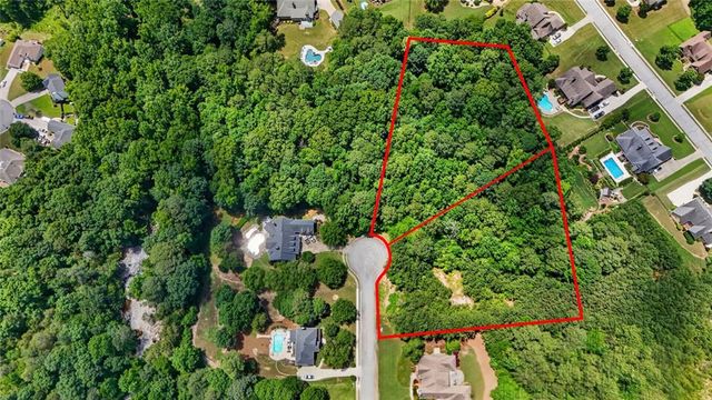 204 Chandler Walk, Loganville, GA 30052