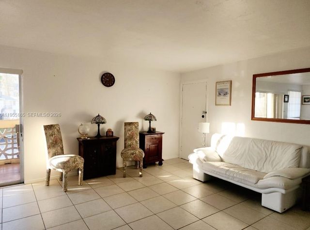 11960 NE 19th Dr 10, North Miami, FL 33181