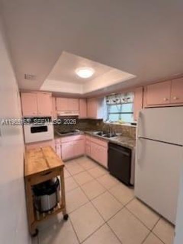 11960 NE 19th Dr 10, North Miami, FL 33181