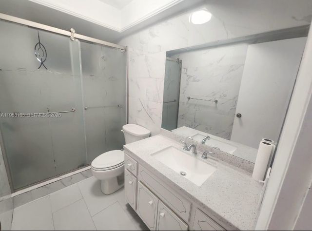 11960 NE 19th Dr 10, North Miami, FL 33181