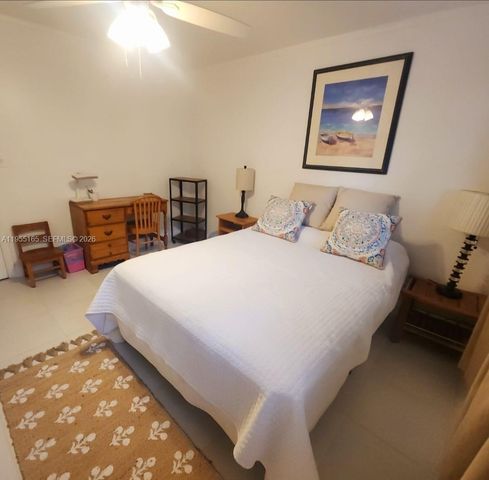 11960 NE 19th Dr 10, North Miami, FL 33181