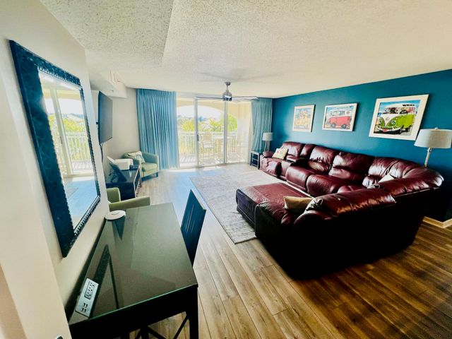 2151 Bridge View Ct Unit 1305, North Myrtle Beach, SC 29582