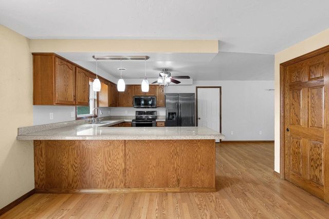 3747 STREAM ROAD, Green Bay, WI 54313