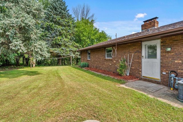 3747 STREAM ROAD, Green Bay, WI 54313