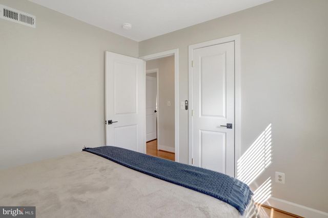 3423 7TH ST S, Arlington, VA 22204