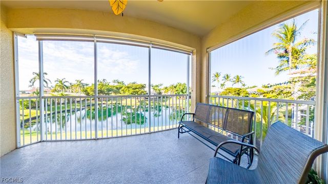 5626 Cape Harbour DR 202, Cape Coral, FL 33914