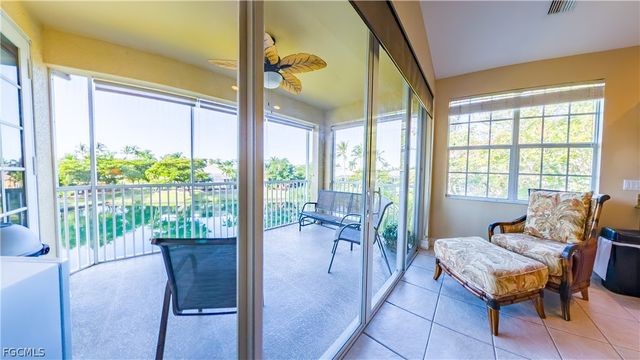 5626 Cape Harbour DR 202, Cape Coral, FL 33914