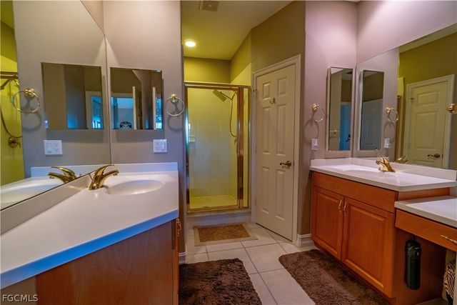 5626 Cape Harbour DR 202, Cape Coral, FL 33914