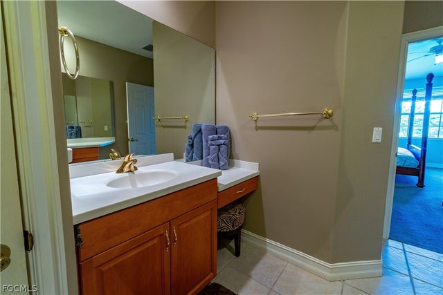 5626 Cape Harbour DR 202, Cape Coral, FL 33914