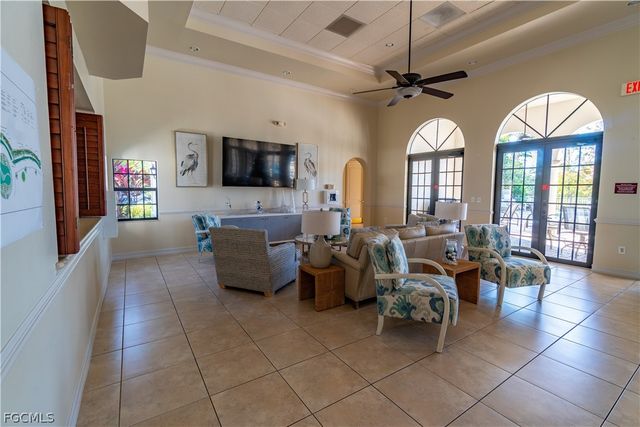 5626 Cape Harbour DR 202, Cape Coral, FL 33914