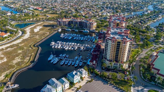 5626 Cape Harbour DR 202, Cape Coral, FL 33914