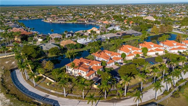 5626 Cape Harbour DR 202, Cape Coral, FL 33914