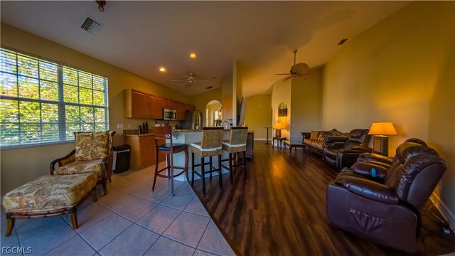 5626 Cape Harbour DR 202, Cape Coral, FL 33914