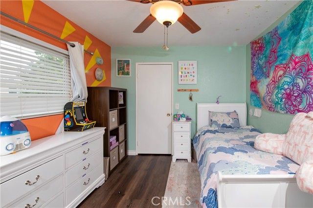 20807 Roscoe Boulevard 12, Winnetka (los Angeles), CA 91306