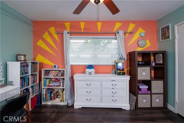 20807 Roscoe Boulevard 12, Winnetka (los Angeles), CA 91306