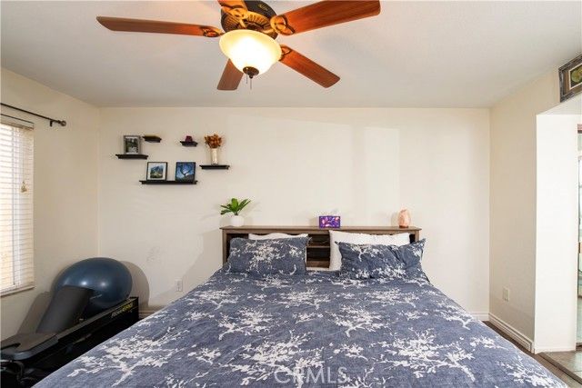 20807 Roscoe Boulevard 12, Winnetka (los Angeles), CA 91306