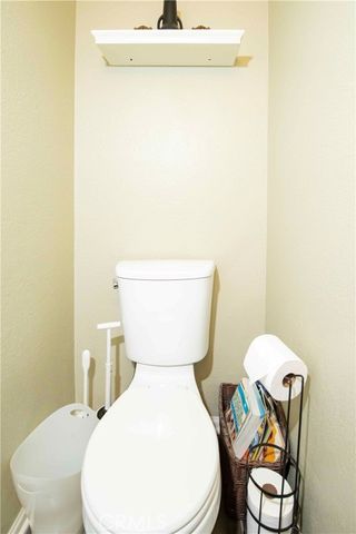 20807 Roscoe Boulevard 12, Winnetka (los Angeles), CA 91306