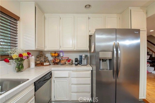 20807 Roscoe Boulevard 12, Winnetka (los Angeles), CA 91306