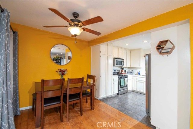 20807 Roscoe Boulevard 12, Winnetka (los Angeles), CA 91306