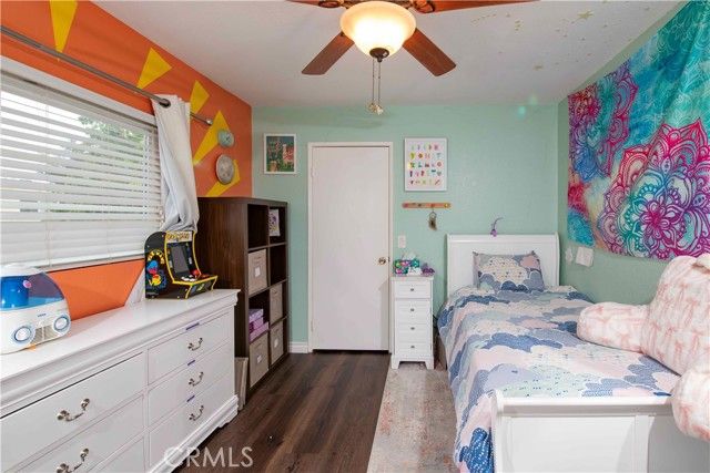 20807 Roscoe Boulevard 12, Winnetka (los Angeles), CA 91306