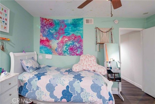 20807 Roscoe Boulevard 12, Winnetka (los Angeles), CA 91306