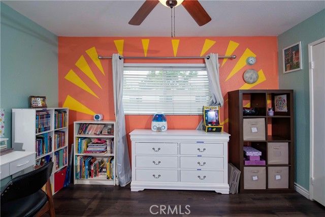 20807 Roscoe Boulevard 12, Winnetka (los Angeles), CA 91306