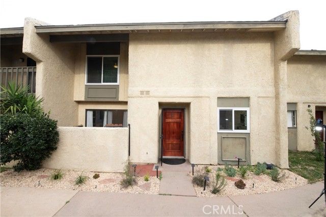 20807 Roscoe Boulevard 12, Winnetka (los Angeles), CA 91306