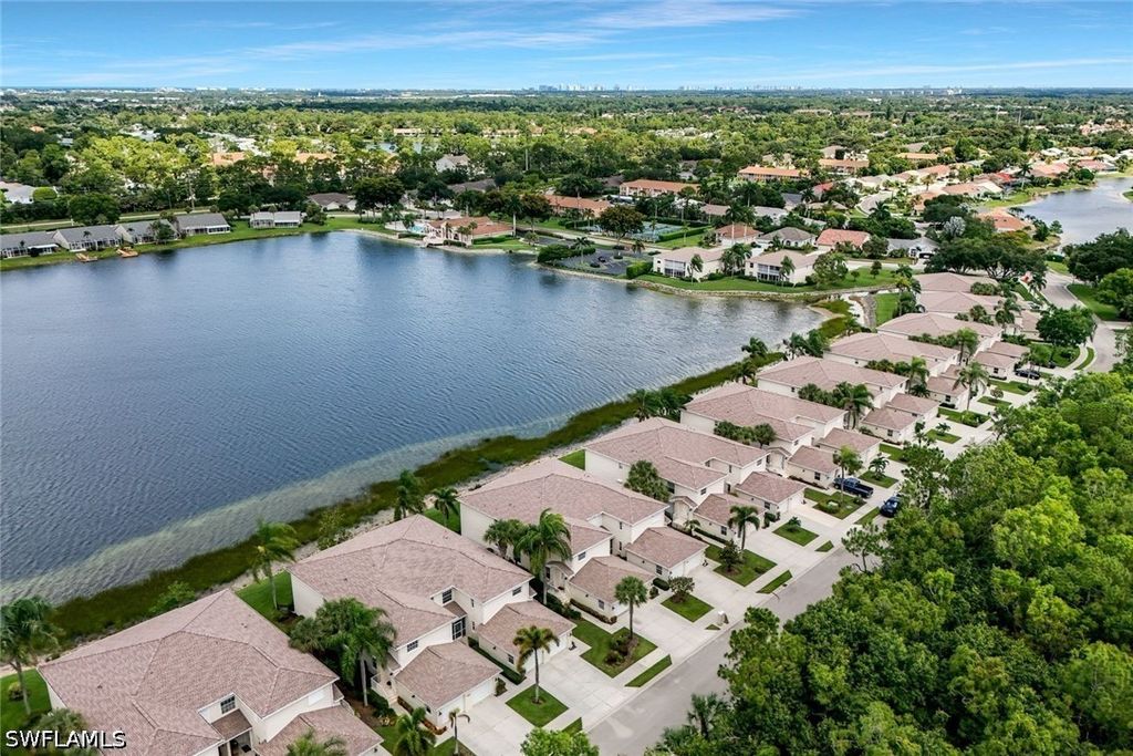 3420 W Crown Pointe BLVD 202, Naples, FL 34112