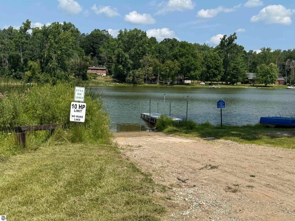 Image 23 of property listing at 7645 Windoga Lake Drive, Weidman, MI 48893
