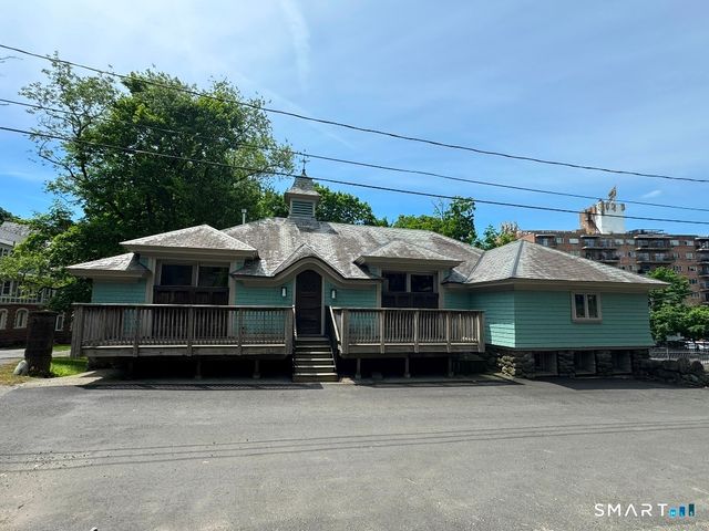 124 Pine Street, Waterbury, CT 06710