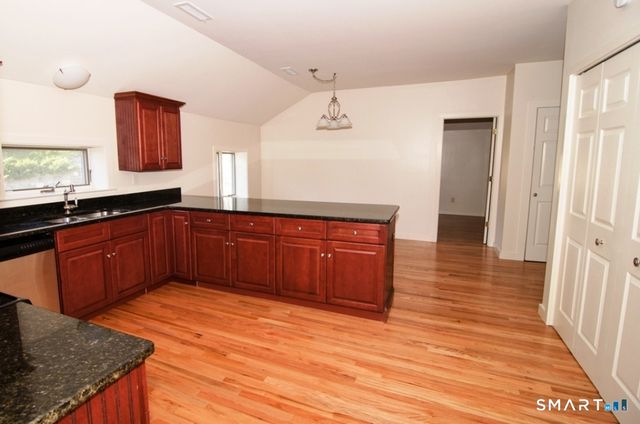 124 Pine Street, Waterbury, CT 06710