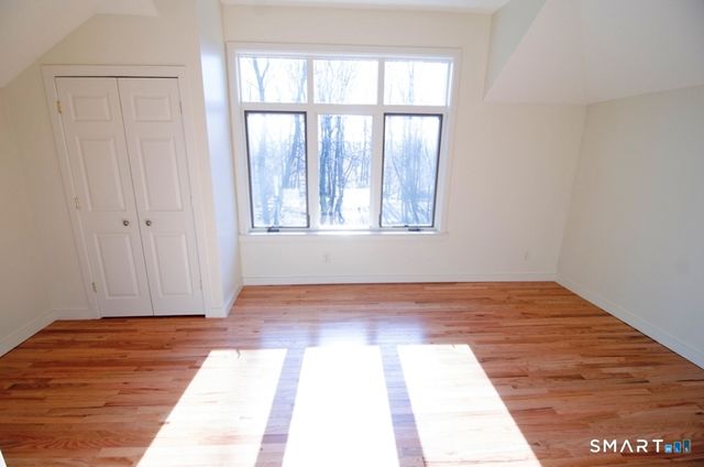 124 Pine Street, Waterbury, CT 06710